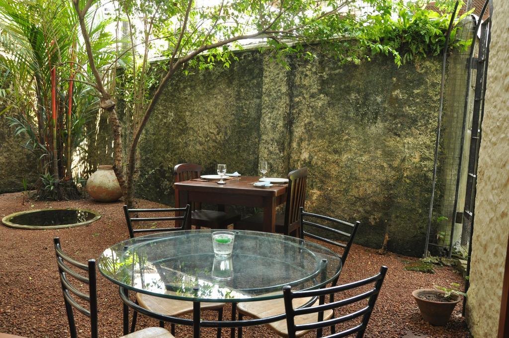 Bangalawa Bed & Breakfast Nawala Ngoại thất bức ảnh