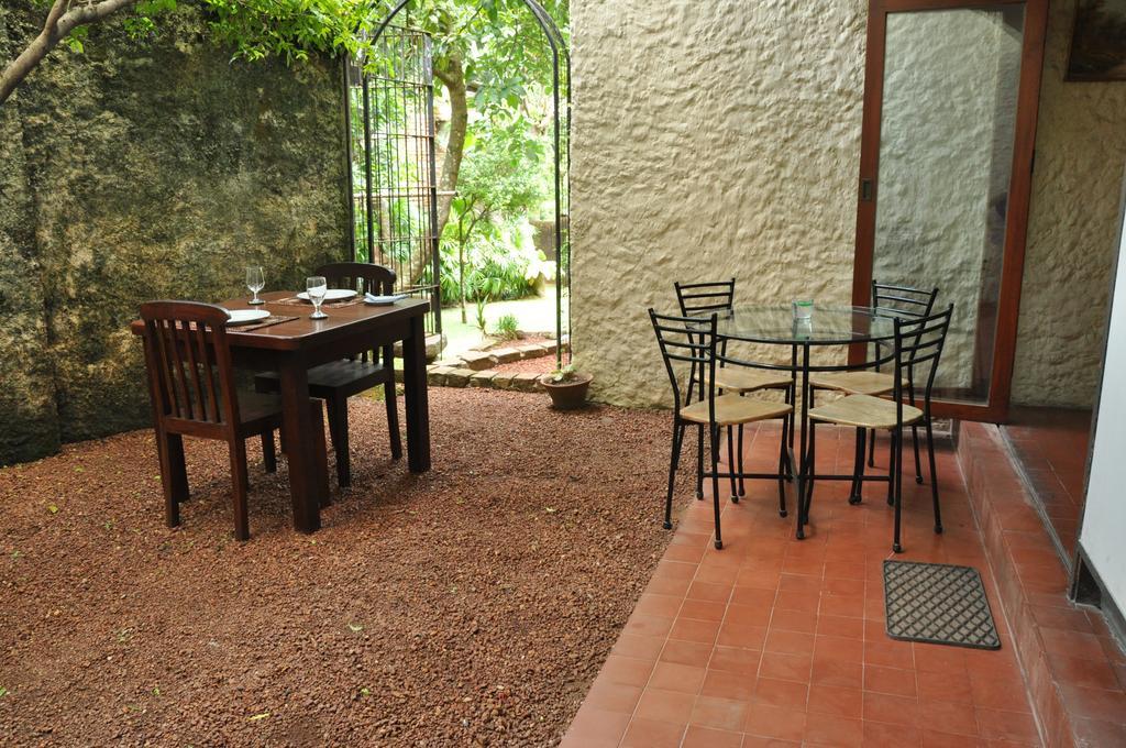 Bangalawa Bed & Breakfast Nawala Ngoại thất bức ảnh