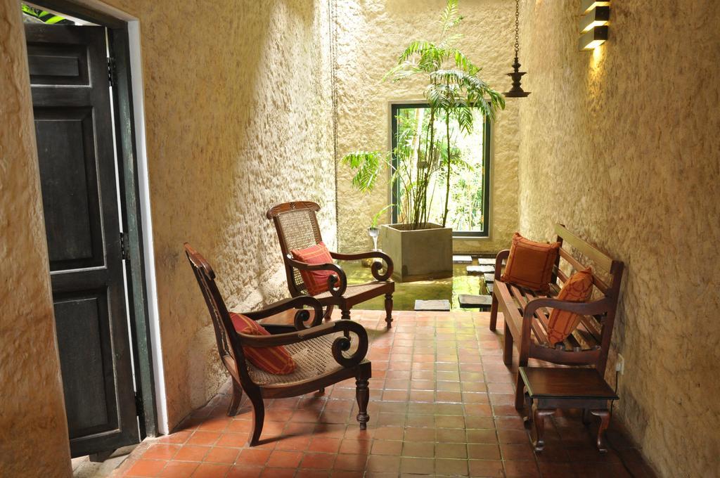 Bangalawa Bed & Breakfast Nawala Ngoại thất bức ảnh