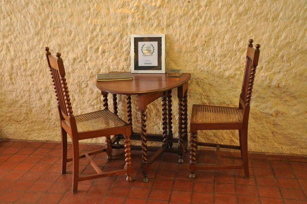 Bangalawa Bed & Breakfast Nawala Ngoại thất bức ảnh