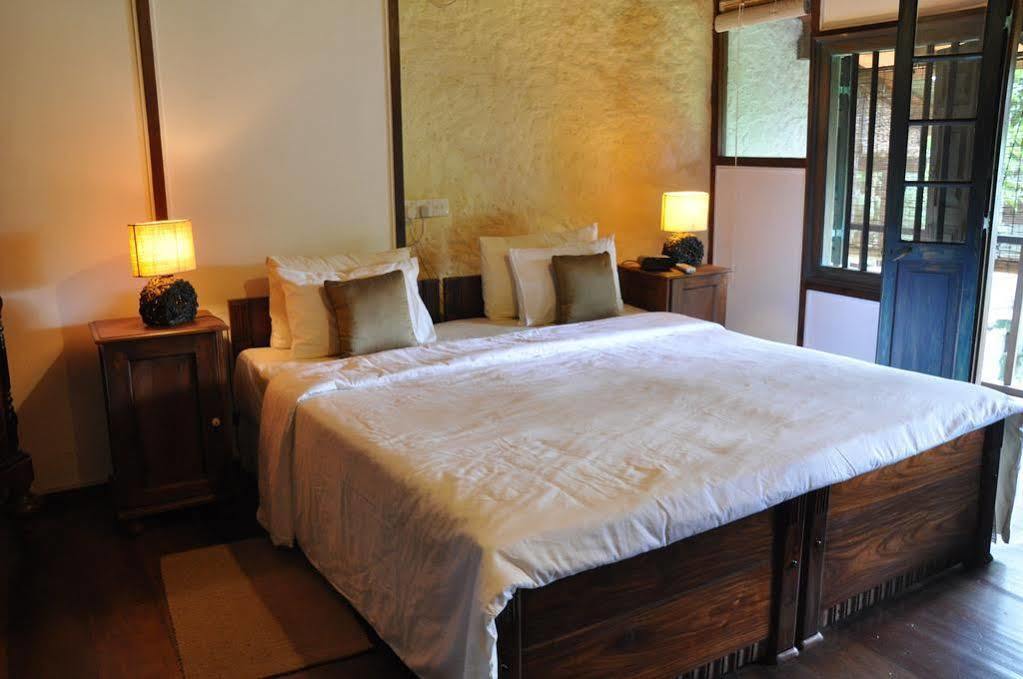 Bangalawa Bed & Breakfast Nawala Ngoại thất bức ảnh